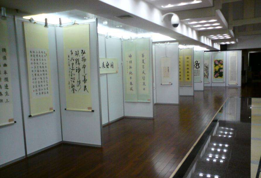 書(shū)畫(huà)展板價(jià)格